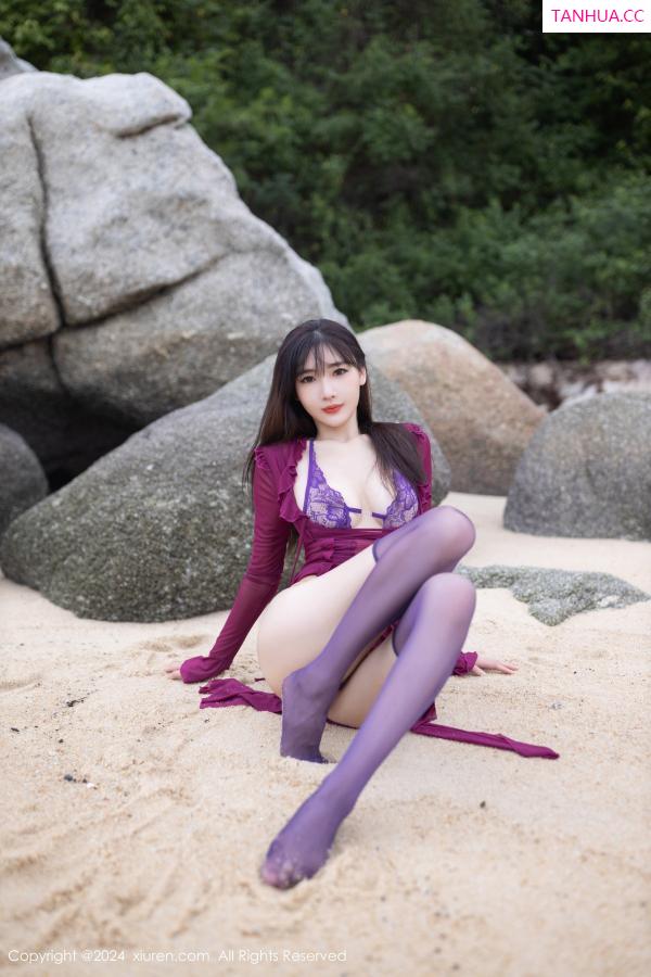 陆萱萱  [XiuRen]高清写真图 2024.08.15 No.9021 陆萱萱 丝袜美腿第15张图片